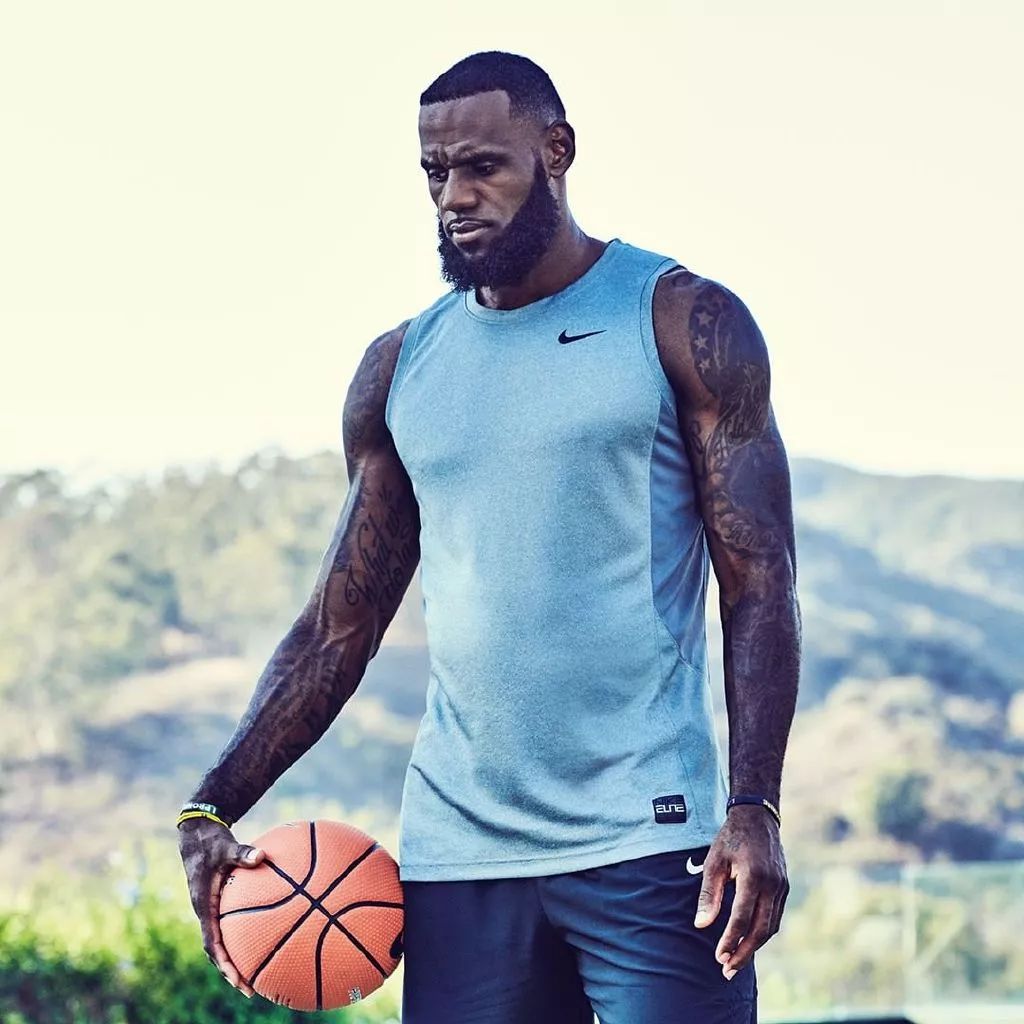 动高价成交 动高价成交